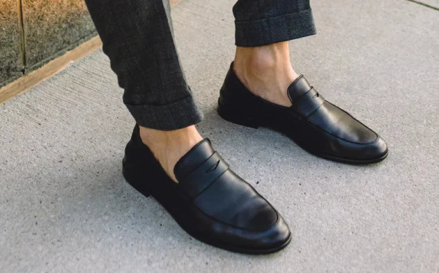 Our 6 Favorite Black Slack Looks