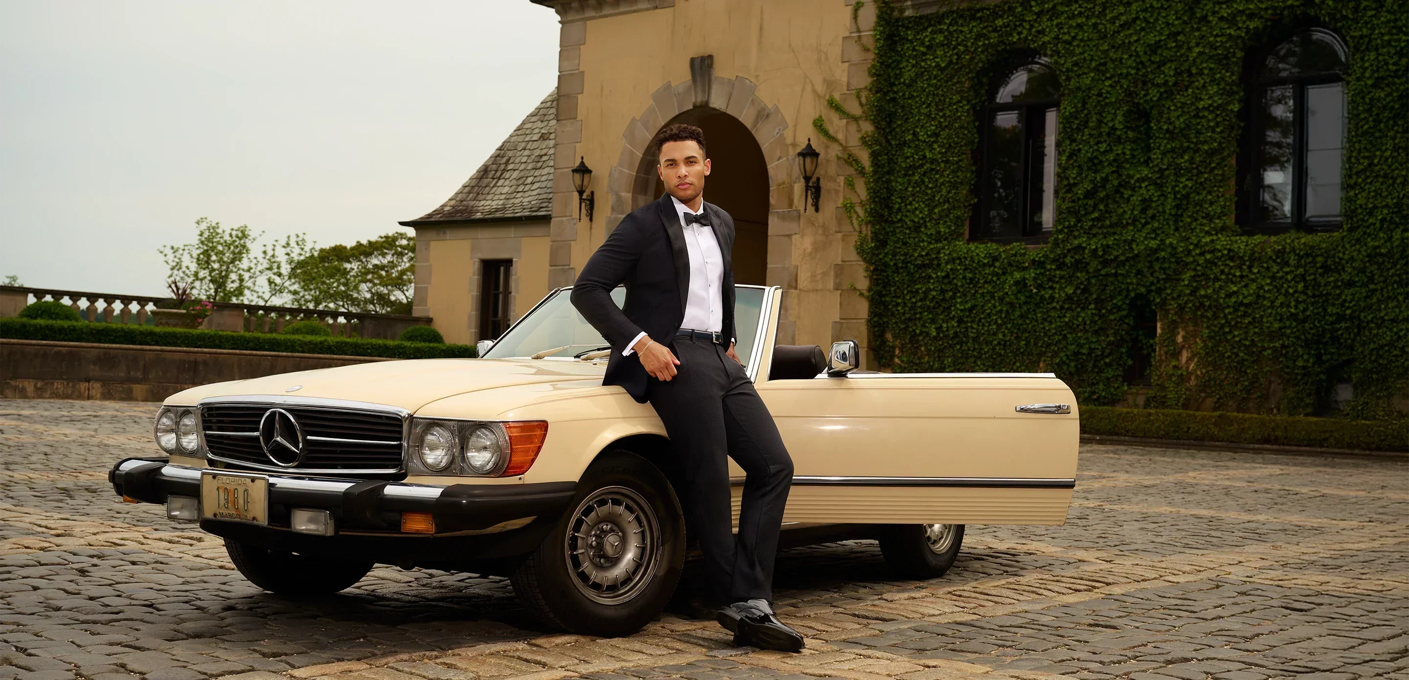 What Is the Twillory AIR Tuxedo?