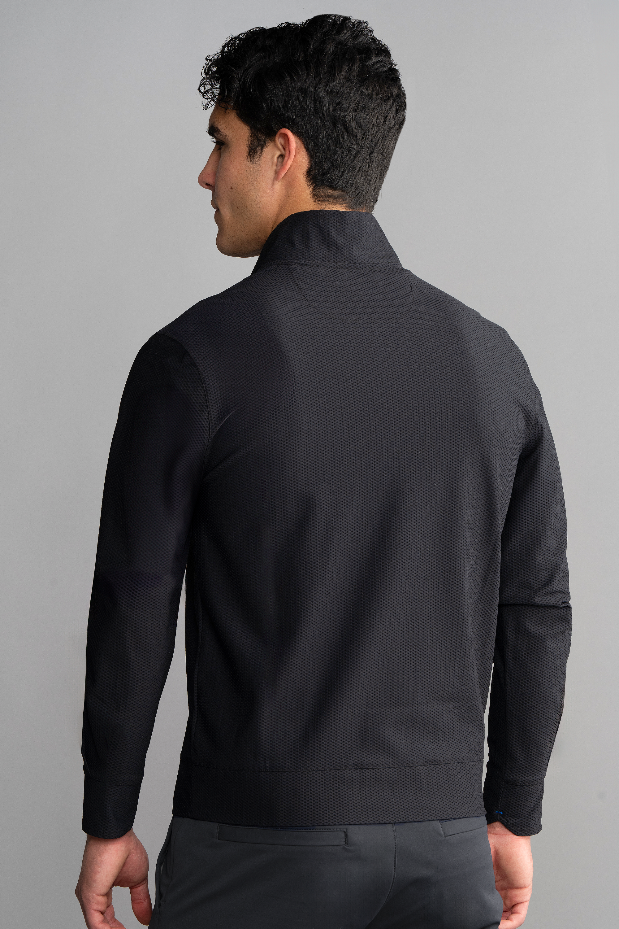 Air Quarter Zip // Black