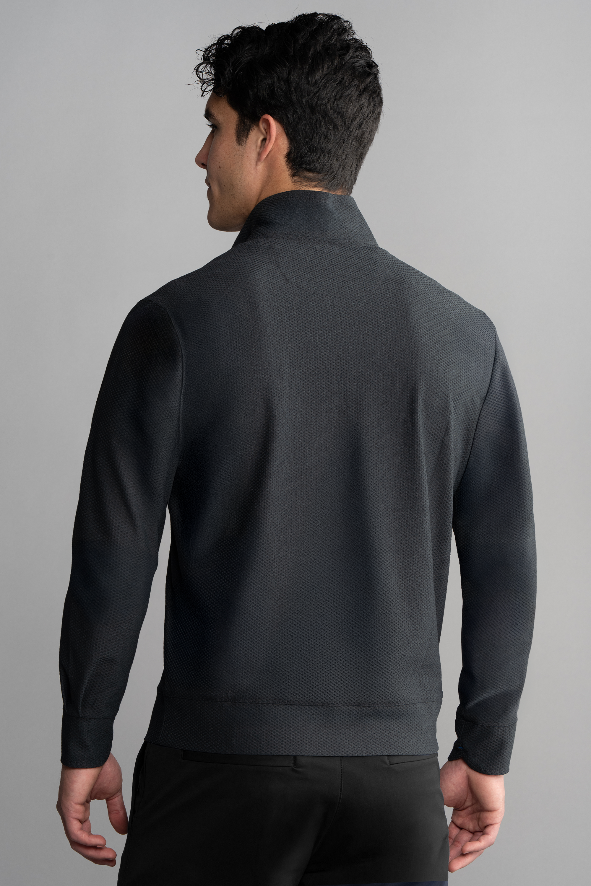 Air Quarter Zip // Charcoal