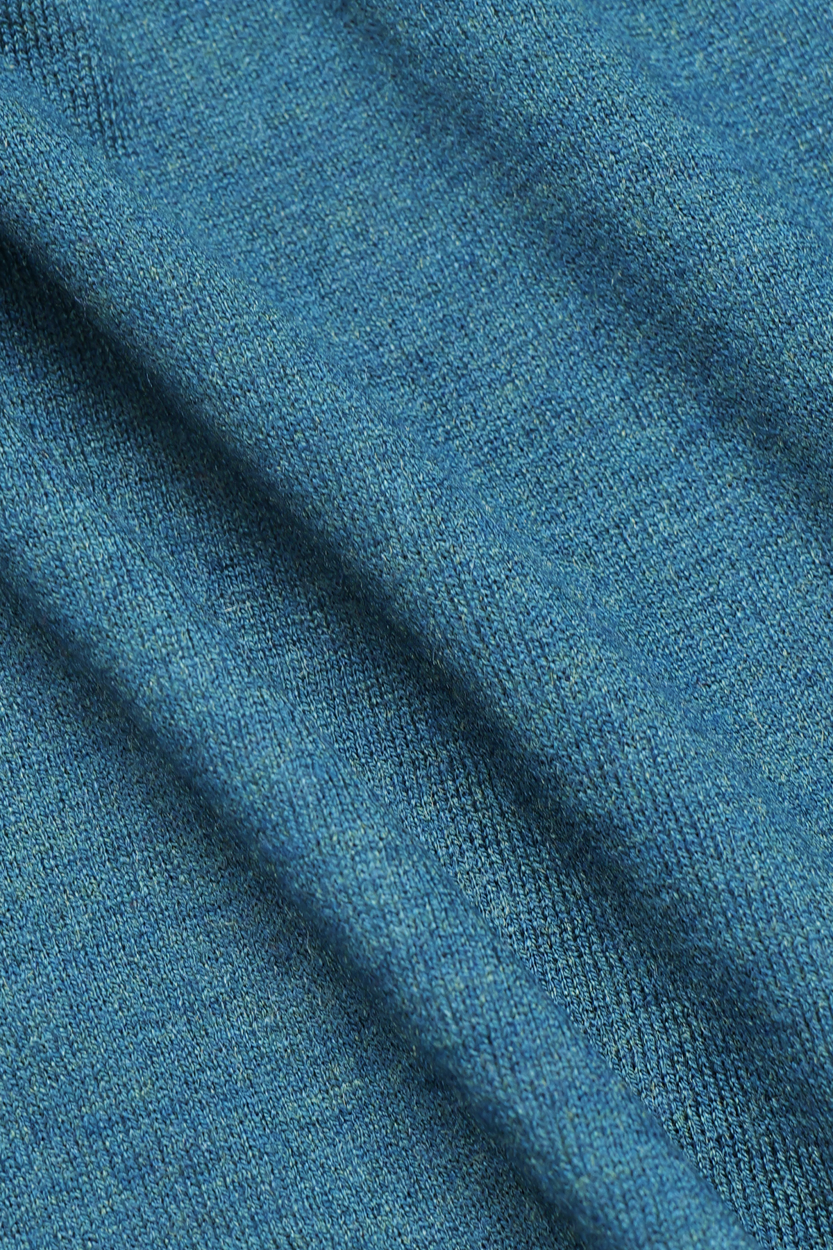 Lightweight Cashmere Button-Down | Emerald, image 2 of 6
