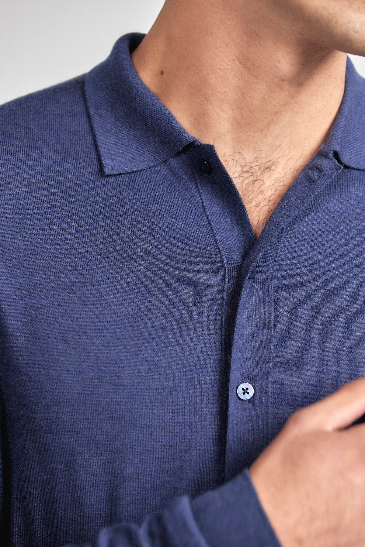 Lightweight Cashmere Button-Down | Navy, image 4 of 8