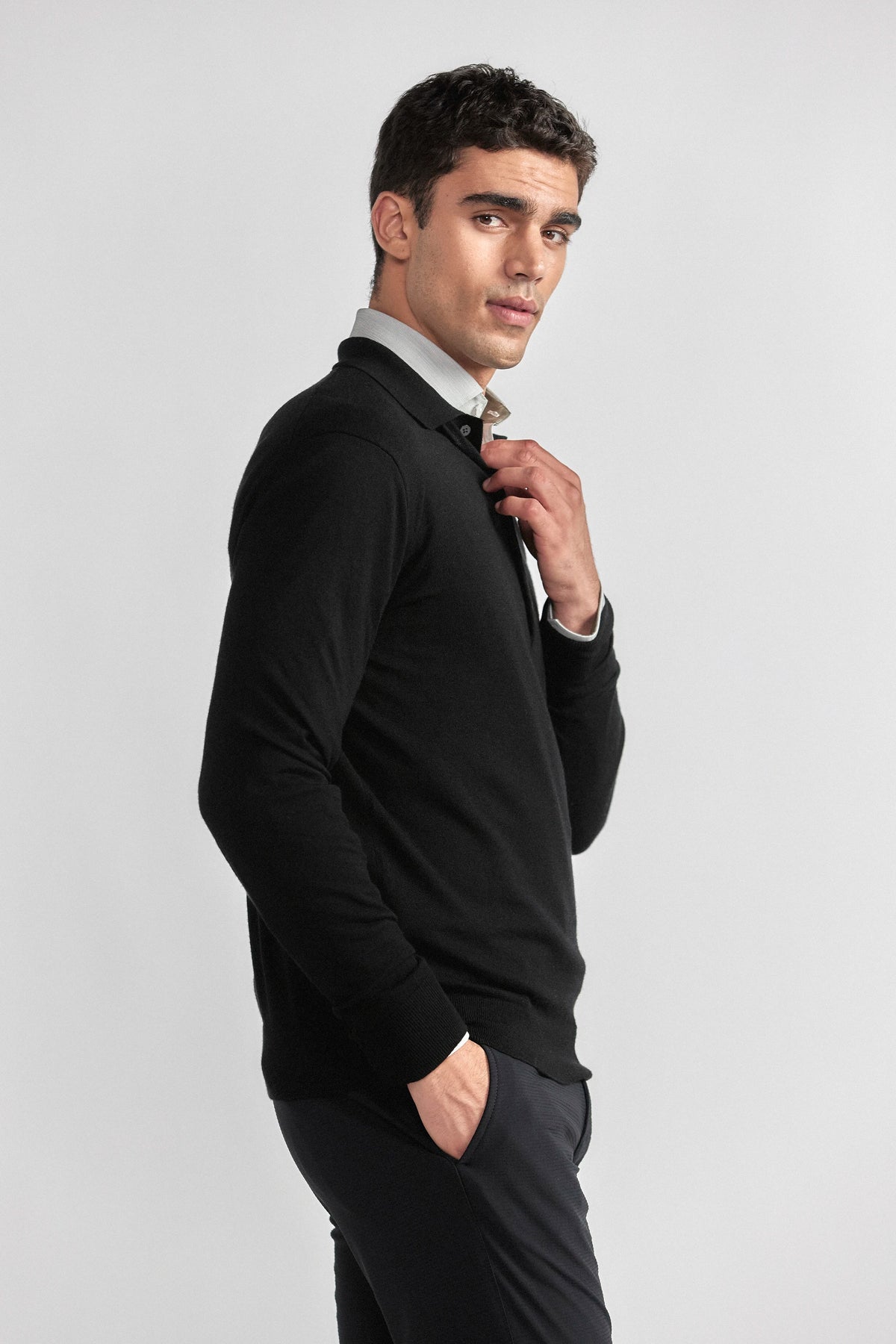 Lightweight Cashmere Polo | Black, image 3 of 6