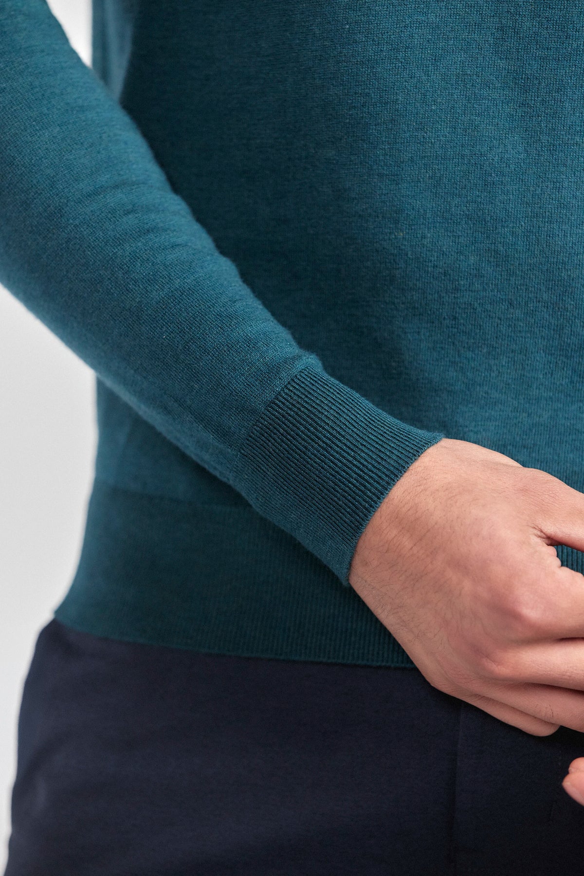 Lightweight Cashmere Polo | Emerald, image 4 of 8