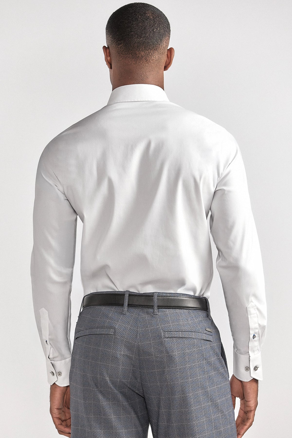 Leader Non-Iron Contrast | Grey Buttons, image 3 of 5