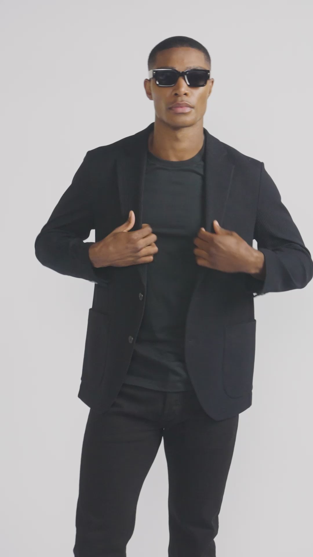 Load video: Waffle-Knit Blazer | Black