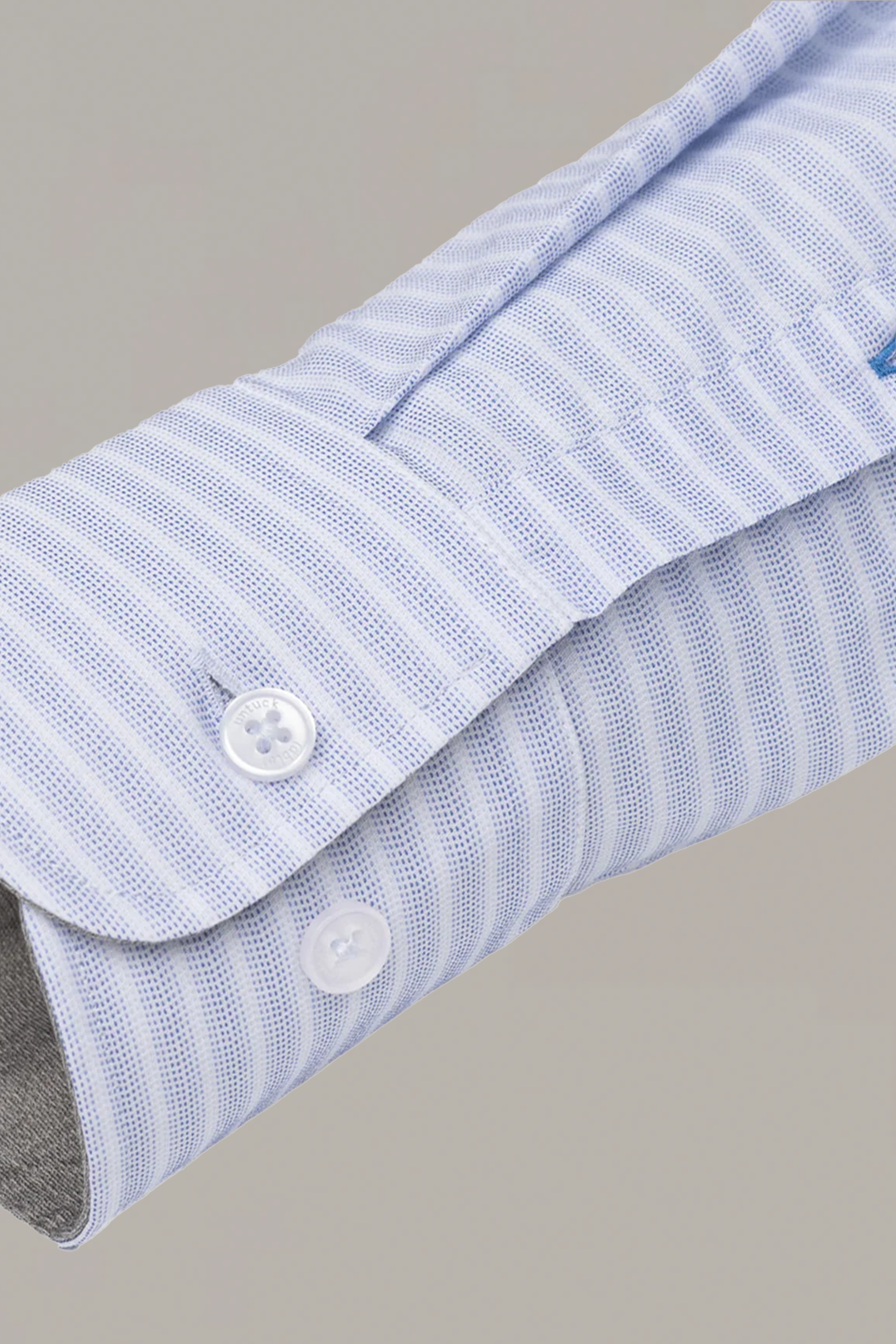 untuck(able) Wave Dobby