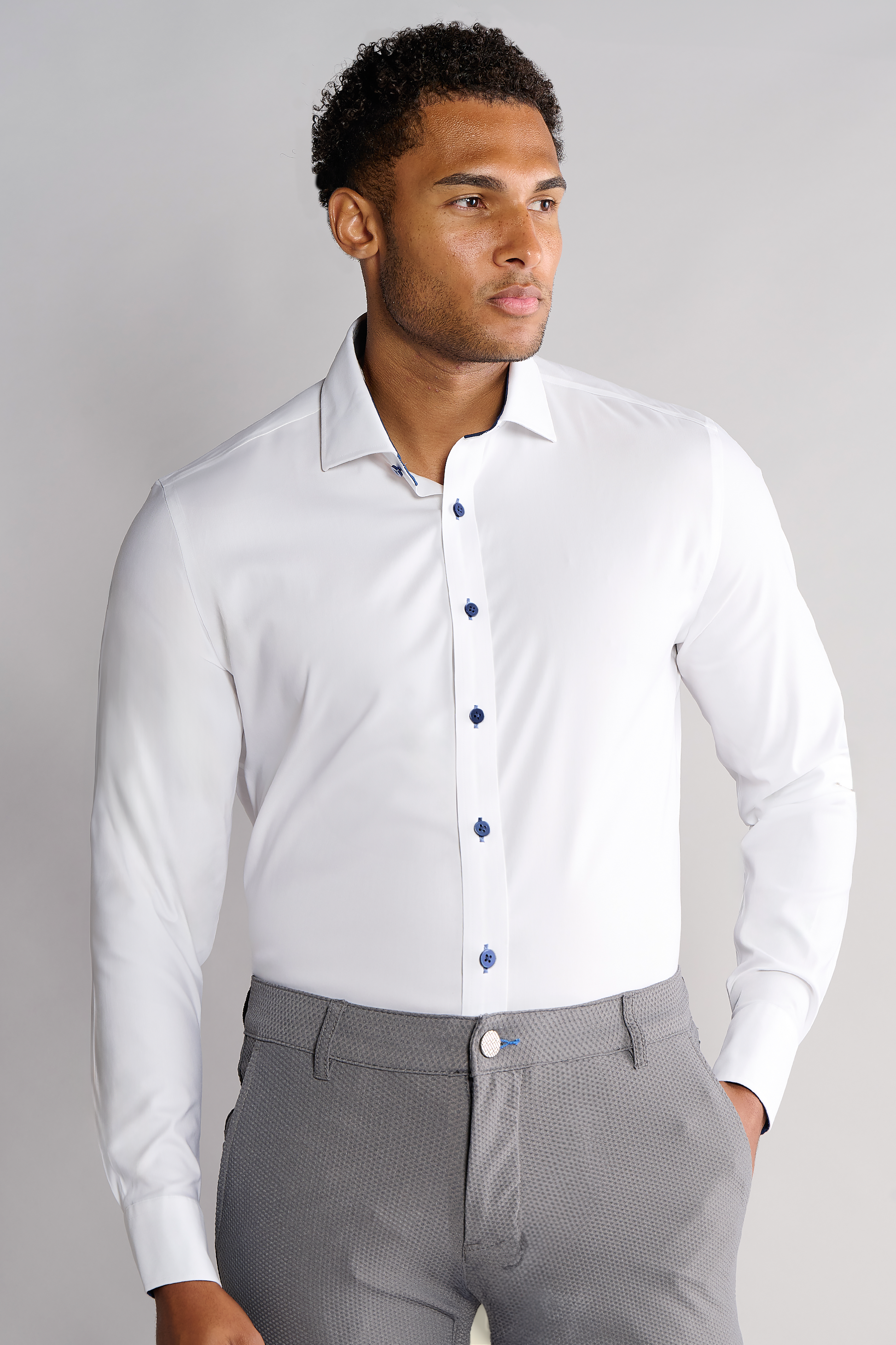 Men's White Dress Shirt With Blue Buttons (Navy Contrast Changer