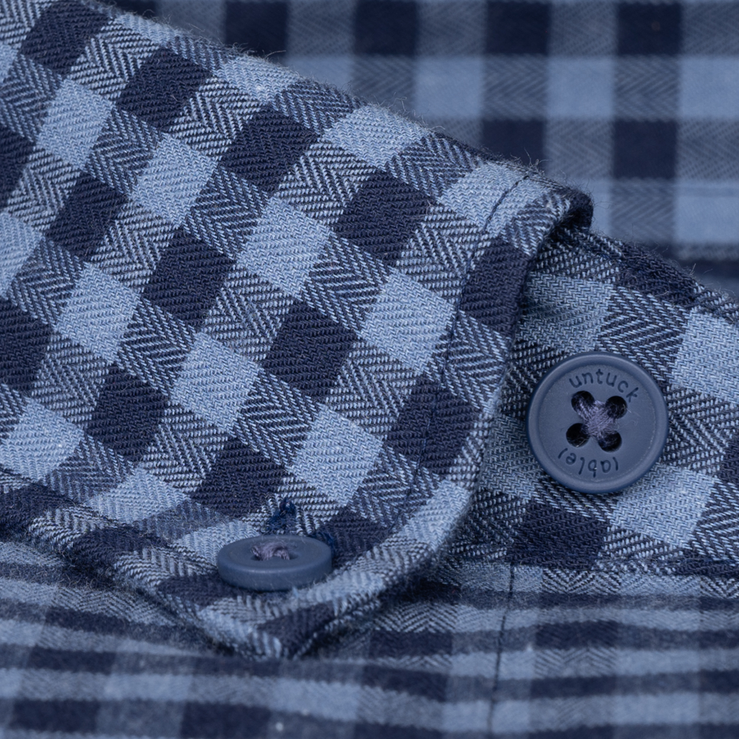 untuck(able) Midnite Gingham