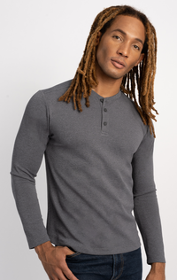 Performance Henley